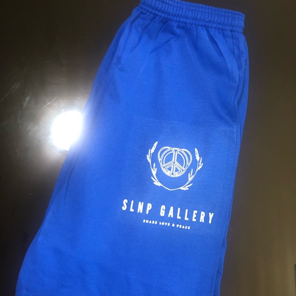 SLNP Gallery Share Love & Peace Lightweight Blue Joggers - Picture 3 of 4